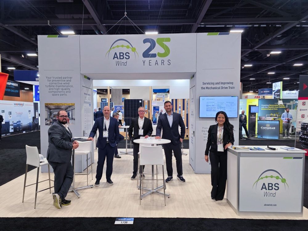 Brent Kelly, Nelson Carrodeguas, Steve Casey, Philippe Rezayee and Keyli Mora, at the ABS Wind booth during Cleanpower 2025.