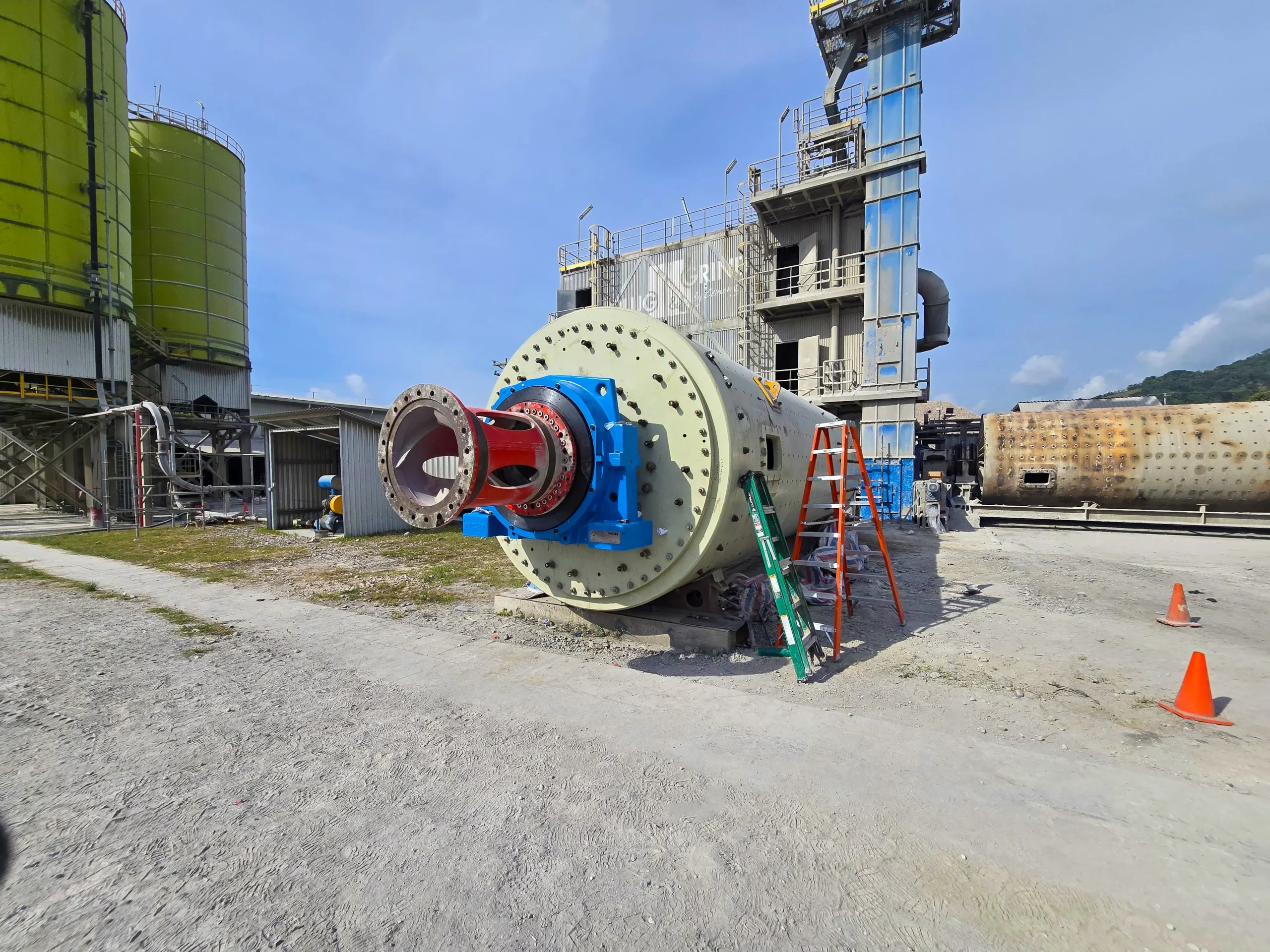 ACB custom split bearing housing positioned on a Plug&Grind XL cement mill